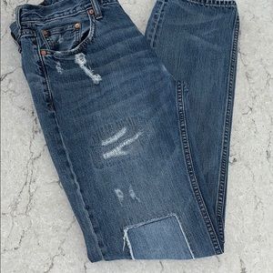 American Eagle men’s jeans